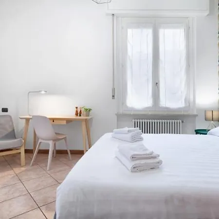 Tasso 47 * Pavia